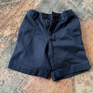 Lands End boys uniform shorts, size 5. EUC.